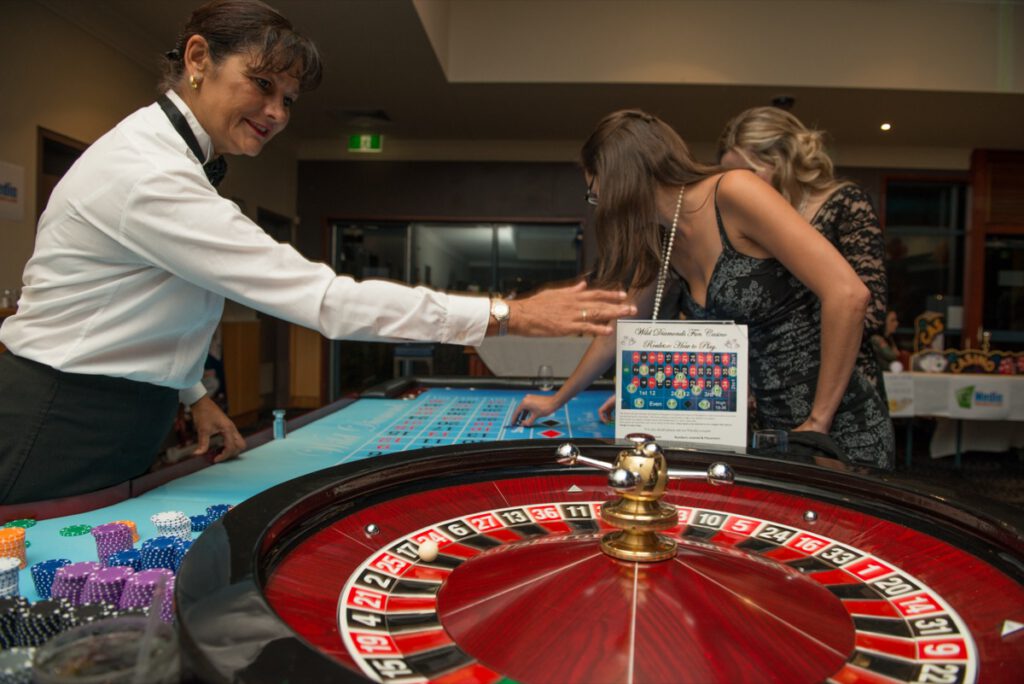 Wild Diamonds Fun Casino exceptional casino entertainment experience in Brisbane - Luxury casino gaming for Sunshine Coast corporate functions and private parties with experienced dealers